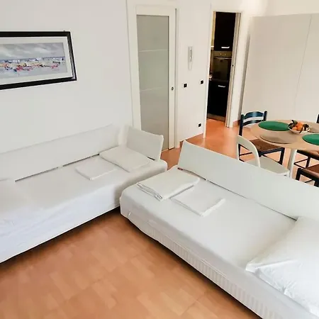 公寓 Casa Azzurra - Intero Con Piscina