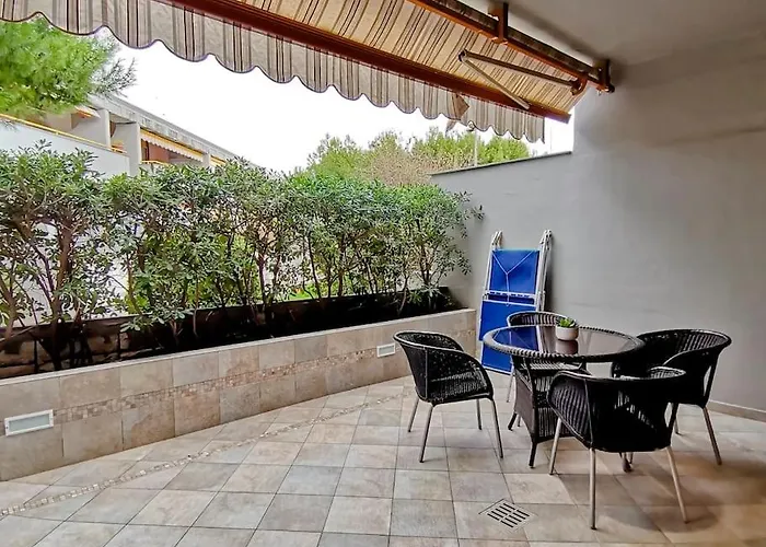 Casa Azzurra - Intero Con Piscina 아파트